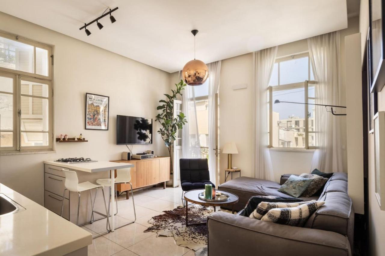 Căn hộ Bauhaus Artistic Haven In The Heart Of With Mamad By Sea N' Rent