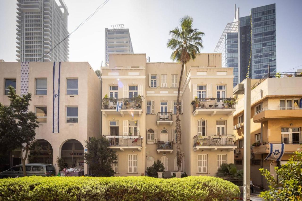 Apartment Bauhaus Artistic Haven In The Heart Of With Mamad By Sea N' Rent Tel Aviv