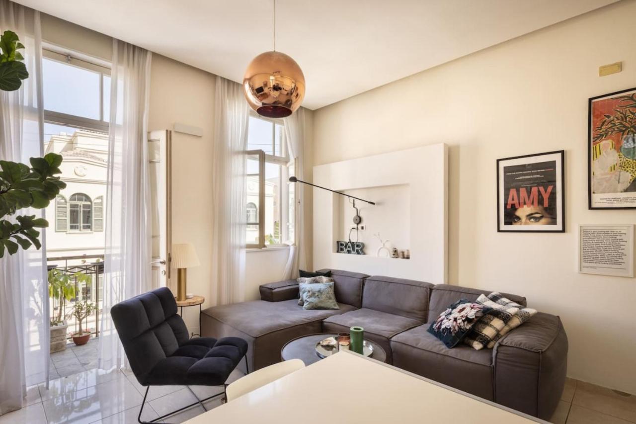 Apartment Bauhaus Artistic Haven In The Heart Of With Mamad By Sea N' Rent