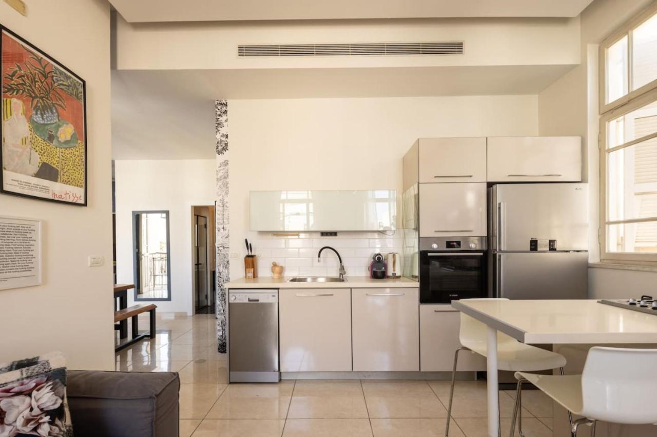 Bauhaus Artistic Haven In The Heart Of With Mamad By Sea N' Rent *