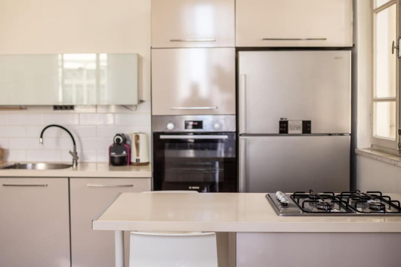 Apartment Bauhaus Artistic Haven In The Heart Of With Mamad By Sea N' Rent