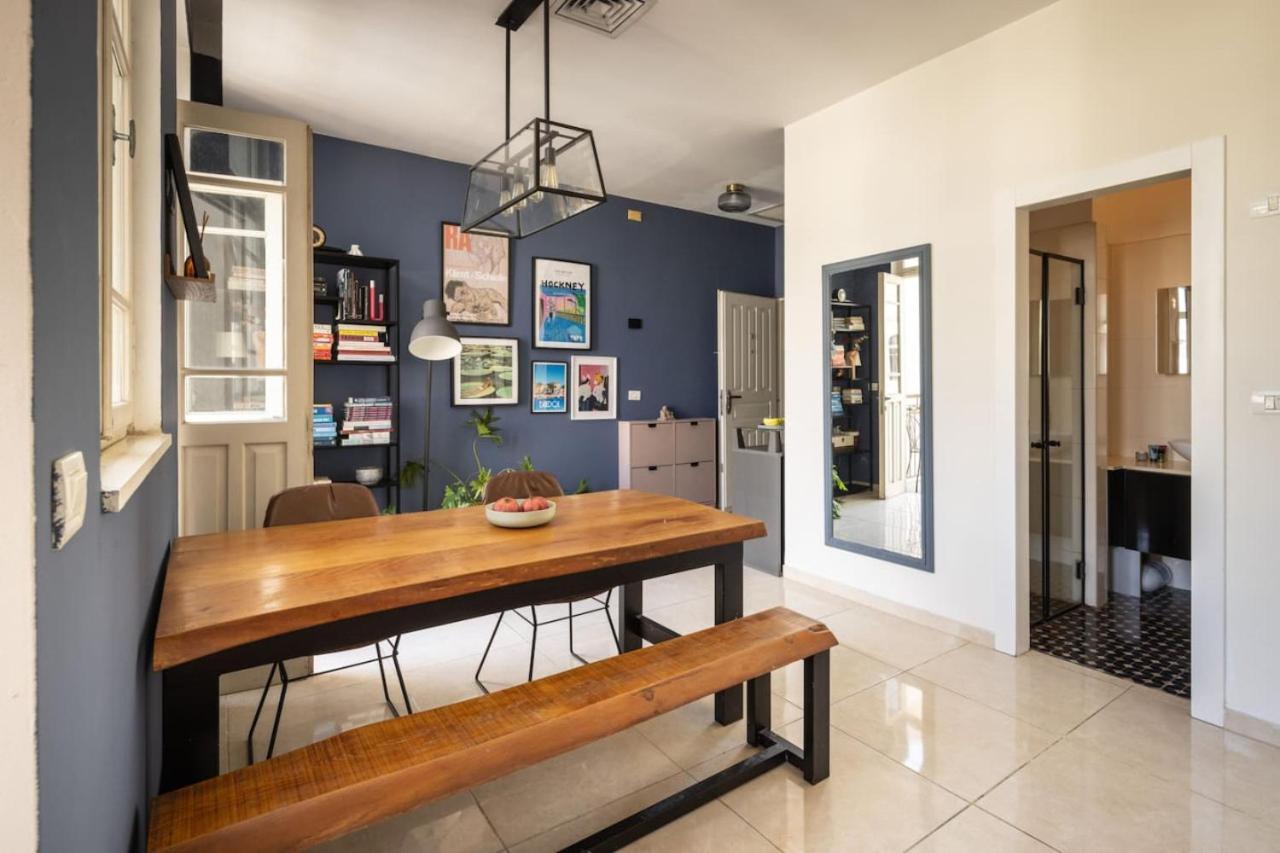 Bauhaus Artistic Haven In The Heart Of With Mamad By Sea N' Rent Apartment *